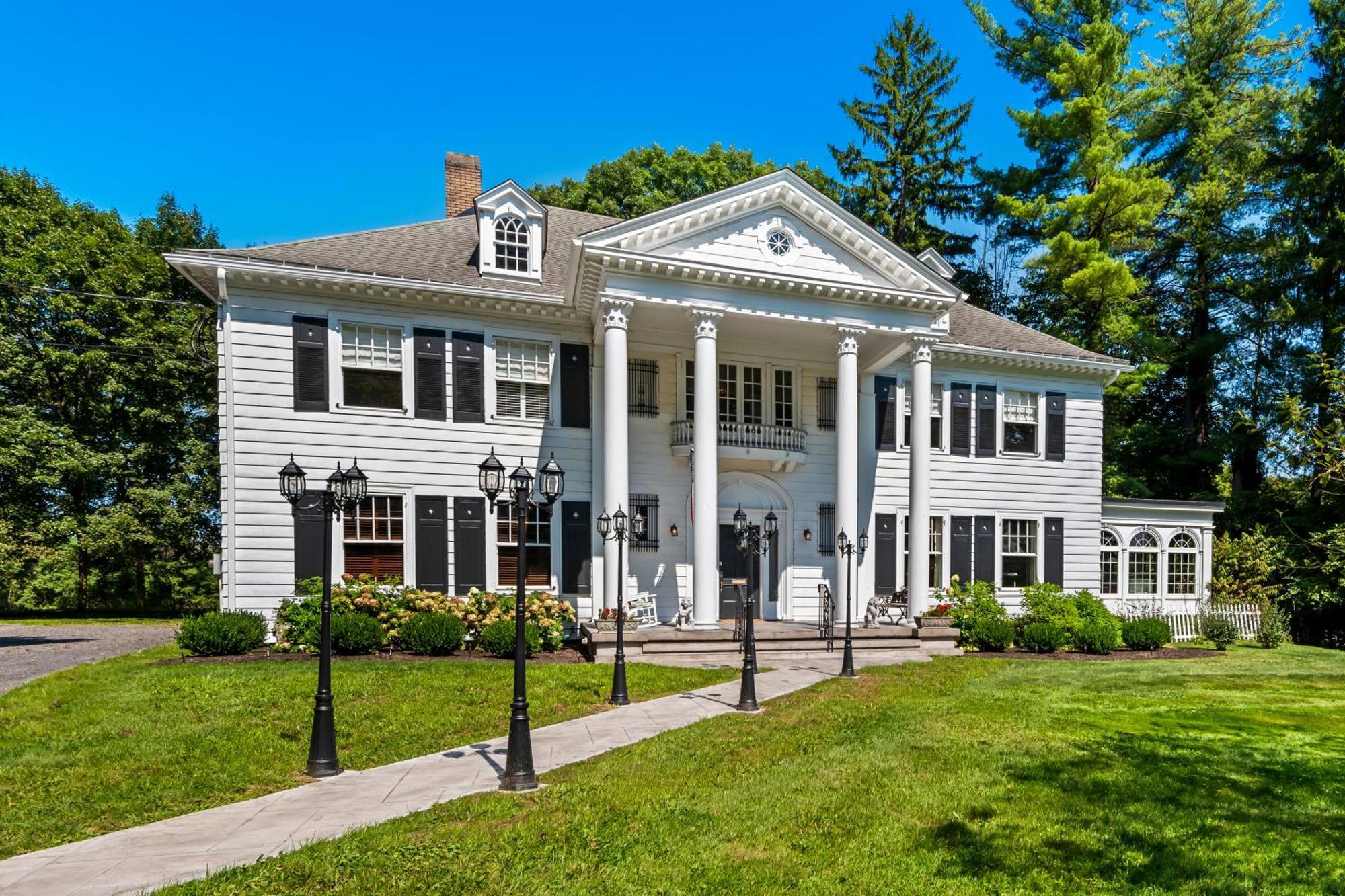 Benn Conger Inn Groton ภายนอก รูปภาพ